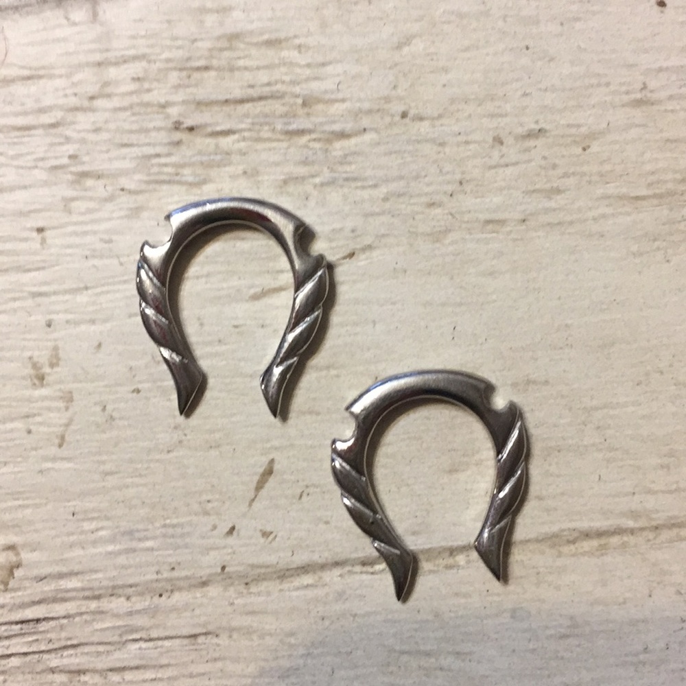 Hangers body jewelry